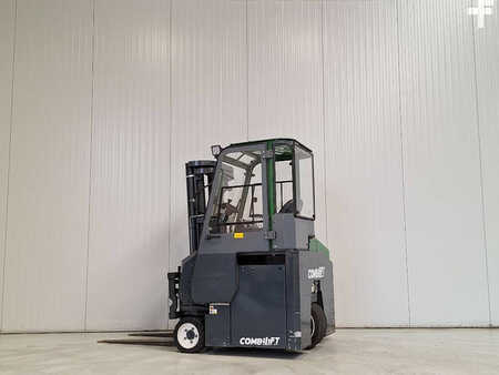 Chariot à mât rétractable 2023  Combilift CBE2500 (2)