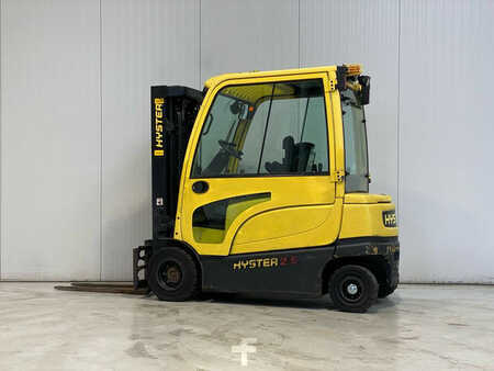 Carrelli elettrici 4 ruote 2015  Hyster J2.5XN (2)