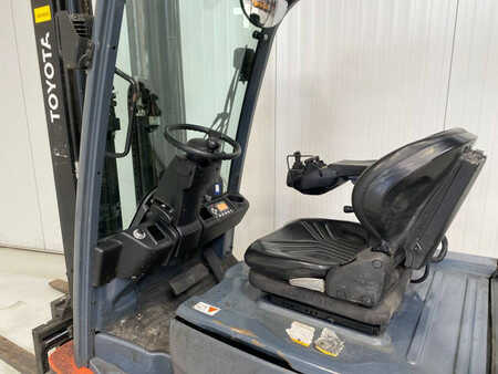 3-wiel elektrische heftrucks 2016  Toyota 8FBE20T (3)