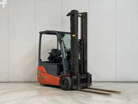 3-wiel elektrische heftrucks 2016  Toyota 8FBE20T (1)