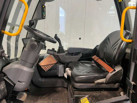 Diesel heftrucks 2022  JCB TLT30-19D-2WD (3)