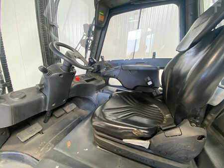 4-wiel elektrische heftrucks 2014  Linde E30-01 (3)