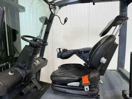 Eléctrico - 4 rodas 2018  Toyota 8FBMKT30 (3)