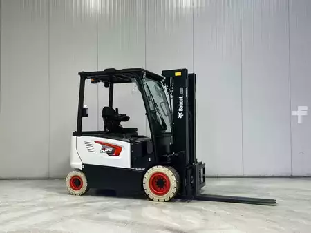 Sähkö - 4 pyör 2026  Bobcat B25X-7 PLUS (1)