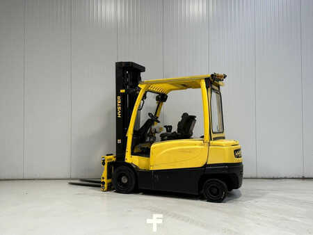 Chariots électriques à 4 roues 2019  Hyster J3.5XN (2)