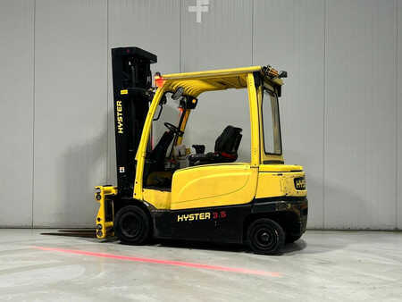 Chariots électriques à 4 roues 2019  Hyster J3.5XN (2)