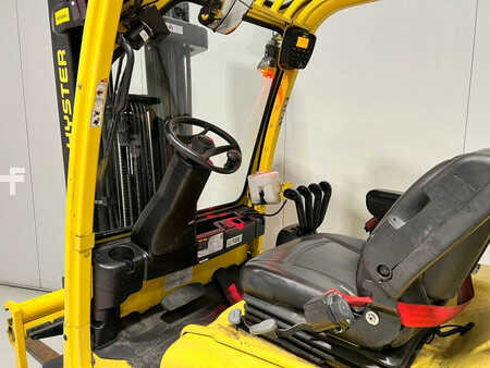Chariots électriques à 4 roues 2019  Hyster J3.5XN (3)