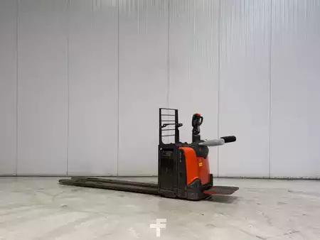 Lavansiirtovaunu 2019  BT LPE250 (1)