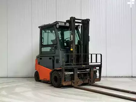Elektrisk- 4 hjul 2018  Toyota 8FBMT35 (1)