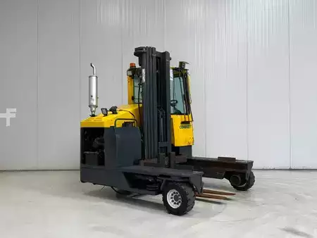 Fireveistruck  Combilift C4000 (1)