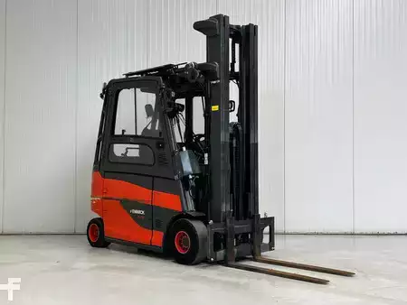 Elektro čtyřkolový VZV 2020  Linde E25HL-01/600 (1)