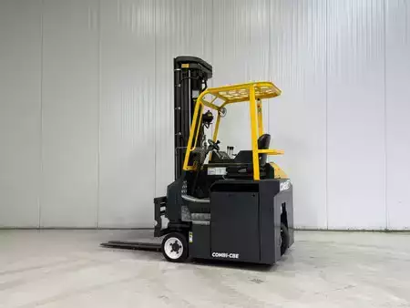 Fireveistruck  Combilift CBE3000 (2)