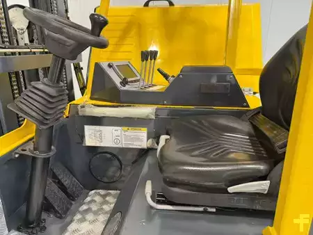 Fireveistruck  Combilift CBE3000 (3)