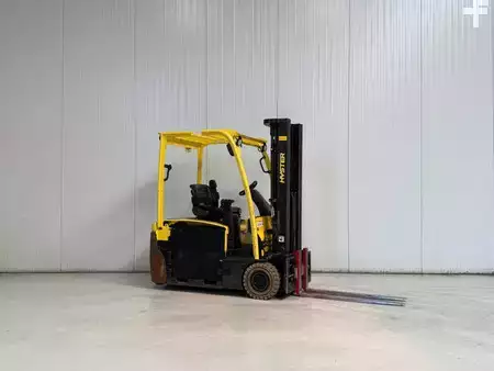 3-wiel elektrische heftrucks  Hyster J1.6XNT LWB (1)