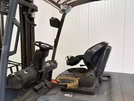 Sähkö - 4 pyör 2021  Toyota 8FBMT50 (3)