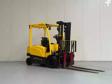 El truck - 4 hjulet 2020  Hyster J3.0XN (1)