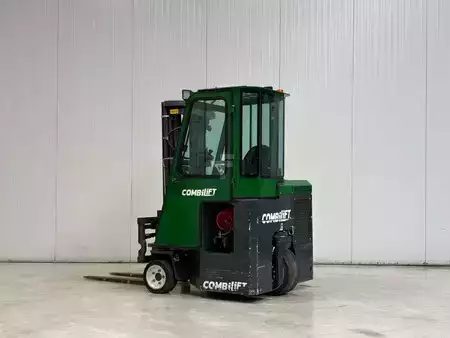 Fireveistruck  Combilift C2500CB LPG (2)