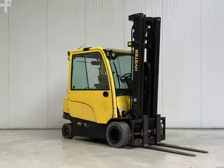 4-wiel elektrische heftrucks  Hyster J3.0XN (1)