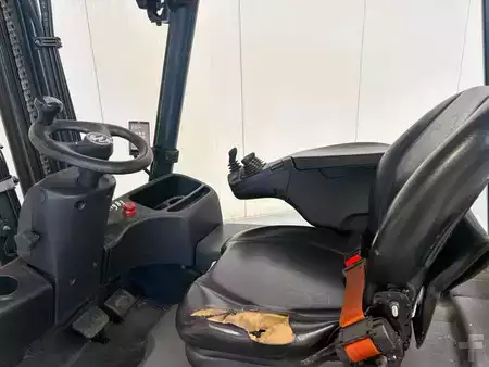 Electric - 4 wheels 2020  Linde E16P-02 (3)