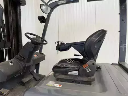 Sähkö - 4 pyör 2019  Toyota 8FBMT30 (3)