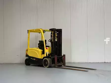 4-wiel elektrische heftrucks 2014  Hyster J3.0XN (1)