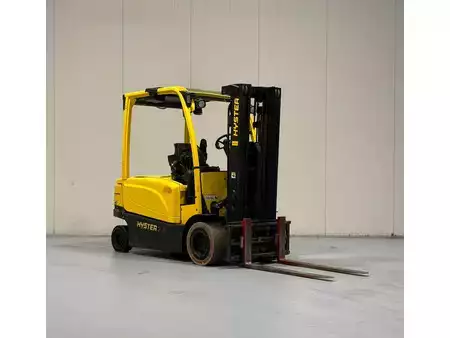 Sähkö - 4 pyör 2017  Hyster J2.5XN (1)