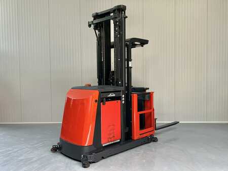 Vertical order pickers 2013  Linde V 12 - DOUBLE steering & Rail Guidance !! Cabin 1000 MM !! (1)