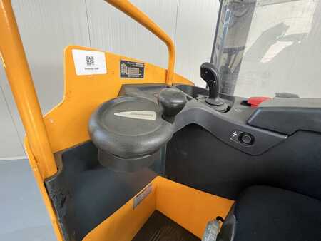 Vysokozdvižný vozík se sedadlem pro řidiče 2011  Jungheinrich ESC 214 (8)