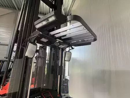Préparateurs de commande verticaux 2015  Linde V ( 5213 ) -  Wire Guidance !! PSA !! Triplex FFL !! (13)