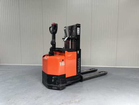 Pallet Stackers 2007  Toyota 7 SM 16 D (1) 