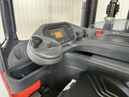 Reach Trucks 2017  Linde R 14 B - 01 ( 1120 ) (7)