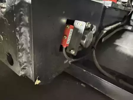 Préparateurs de commande verticaux 2017  Linde V ( 5213 ) - Wire Guidance !! DOUBLE steering !! Triplex FFL (17)