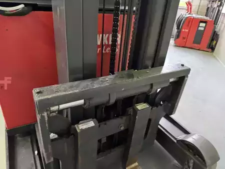 Carretilla retráctil 2017  Linde R 14 HD 01 ( 1120 ) * Triplex FFL !! Camera !! (11)