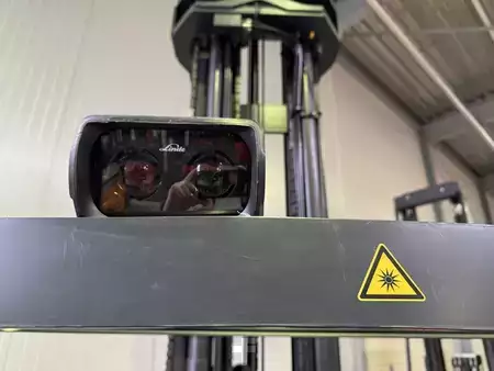Carretilla retráctil 2017  Linde R 14 HD 01 ( 1120 ) * Triplex FFL !! Camera !! (14)