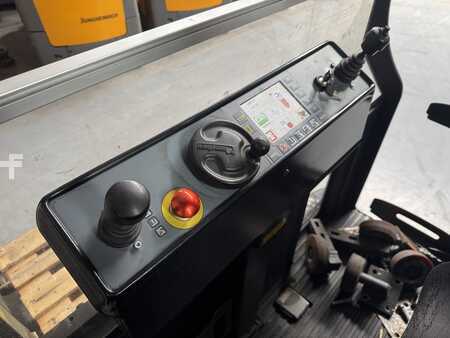 Articulated Trucks / VNA 2014  Magaziner EK 1300 (6)