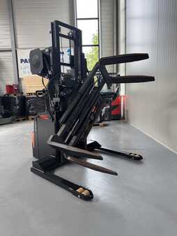 Pallet Stackers 2018  Toyota SWE 140 S - with PALLETCHANGER !! (8)