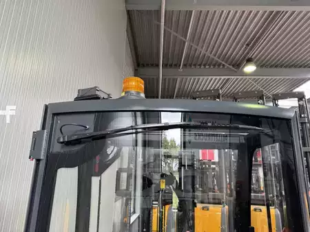 Carretilla retráctil 2017  Linde R 25 - 01 ( 1120 ) * FULL cabin !! Triplex FFL !! DEMO !!! (17)