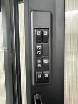 Carrelli retrattili 2017  Linde R 25 - 01 ( 1120 ) * FULL cabin !! Triplex FFL !! DEMO !!! (8)