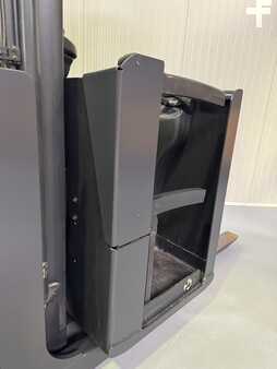 Függőleges komissiózó 2020  Linde V 10 / 02 - 5212 * DEMO !! DOUBLE steering !! FULL options !! (5)