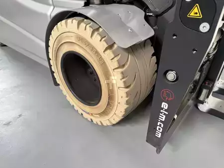 Elektromos 4 kerekű 2020  Still RX 60-35 L * Triplex FFL !! (10)