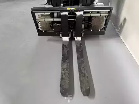 Elektromos 4 kerekű 2020  Still RX 60-35 L * Triplex FFL !! (9)