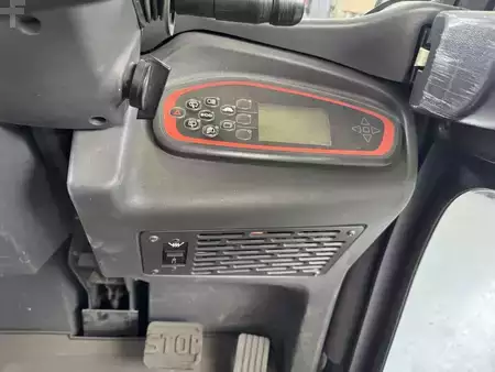 Platform trucks 2016  Linde P 80 * NEW battery !! (2)