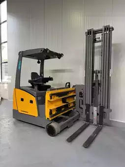 Smalle gangen trucks 2020  Jungheinrich EFX 413 X + i = Wire Guidance !! Triplex FFL !! NEW battery !! (2)