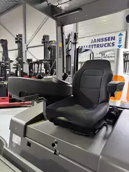 Smalle gangen trucks 2020  Jungheinrich EFX 413 X + i = Wire Guidance !! Triplex FFL !! NEW battery !! (9)