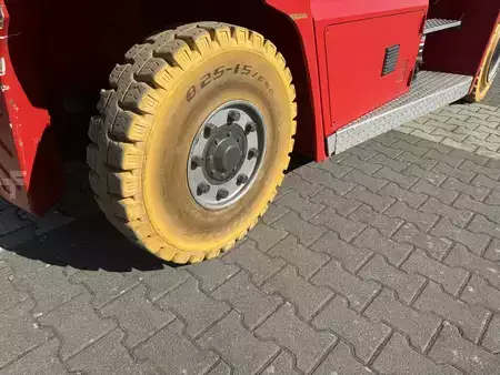 Chariots électriques à 4 roues 2014  Kalmar ECF 80 / 9 * ( 8.0 T @ 900 MM !! ) (6)