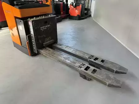 Niederhubwagen 2021  Genkinger EFU 60 So * ( 6.0 T @ 850 MM !! ) (10)