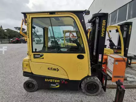 El truck - 4 hjulet 2013  Hyster J3.0XN (1)