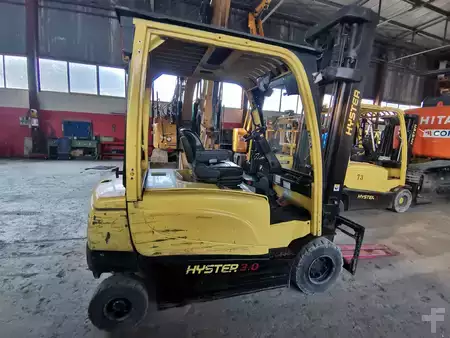 El truck - 4 hjulet 2015  Hyster J3.0XN (1)