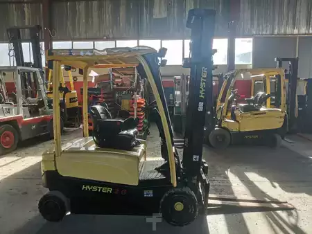 Elektryczne 4-kołowe - Hyster J2.0XN (10)