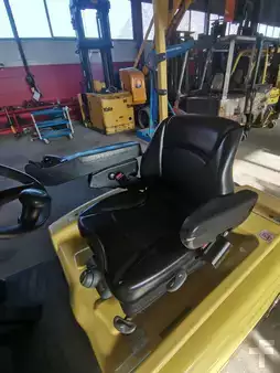 Elektryczne 4-kołowe - Hyster J2.0XN (11)